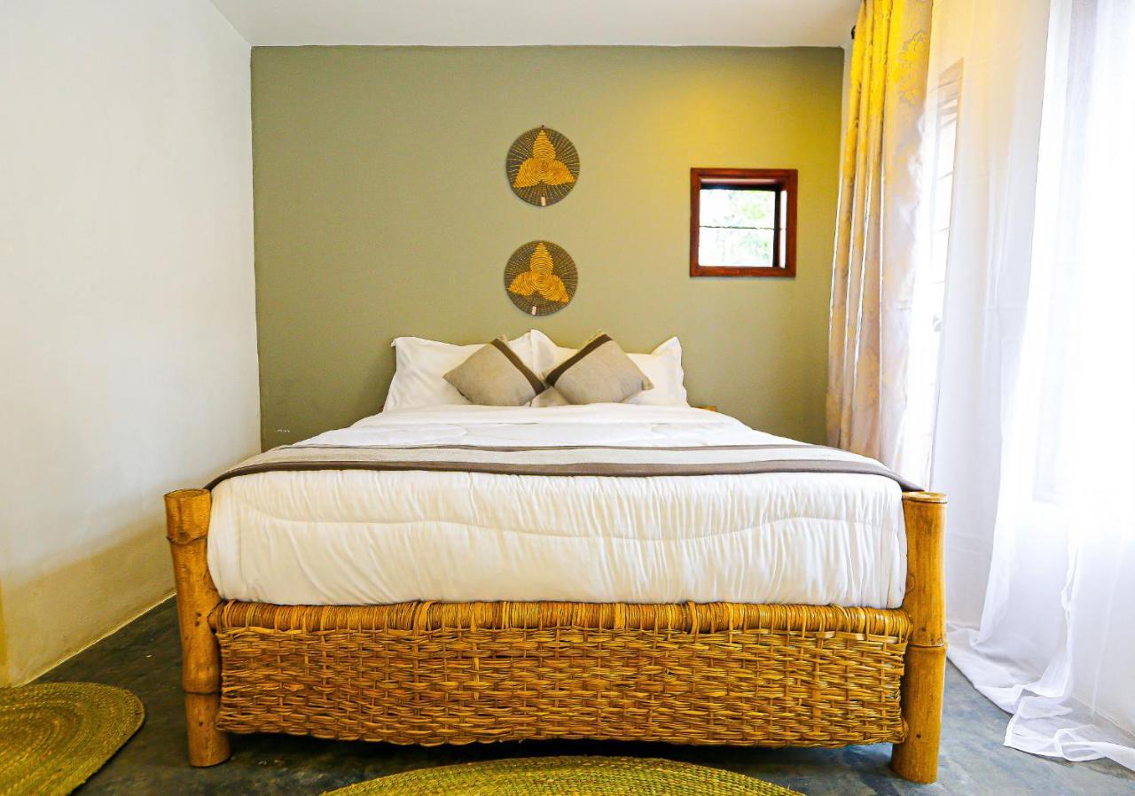 Mbugwe Lodge Arusha Esterno foto